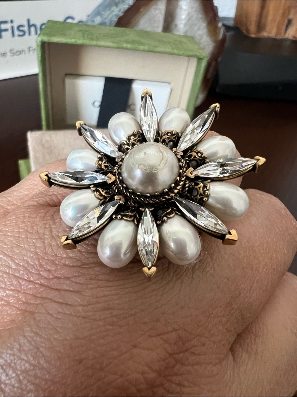 Gucci Gold-Tone Double Flower Ring with White Pearls and Crystal Marquises - Picture 4 of 10
